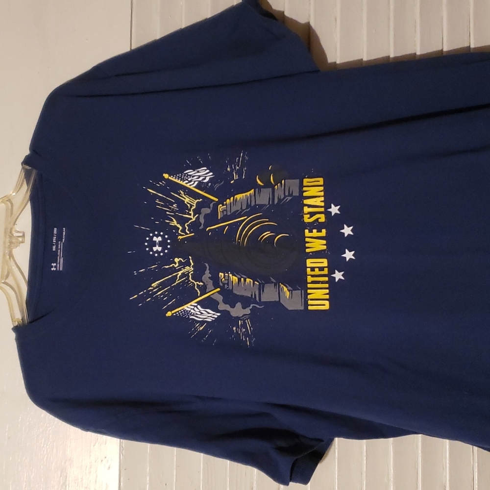 NWoT☆ Under Armour TShirt